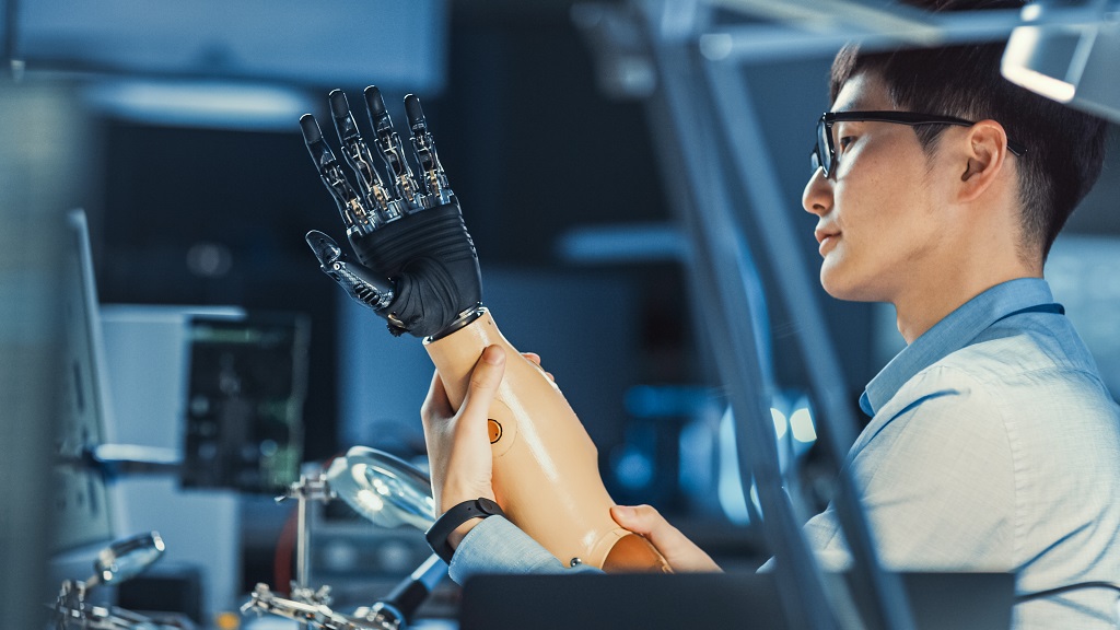 What You Should Know Before Getting A Prosthetic Arm PrimeCare what-you-should-know-before-getting-a-prosthetic-arm-primecare